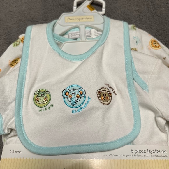 NWT First Impressions 6-piece 100 percent cotton layette set - 0 to 3 months - Picture 2 of 4